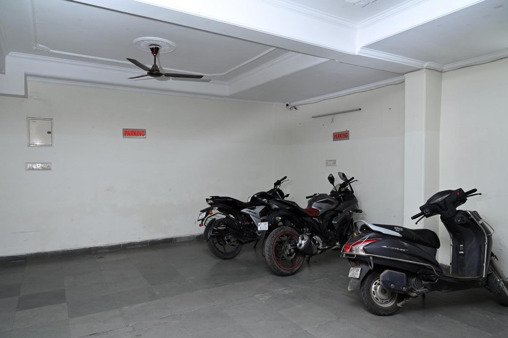 Hotel Pulse Inn Near Railway Station Divisione di Jaipur Esterno foto