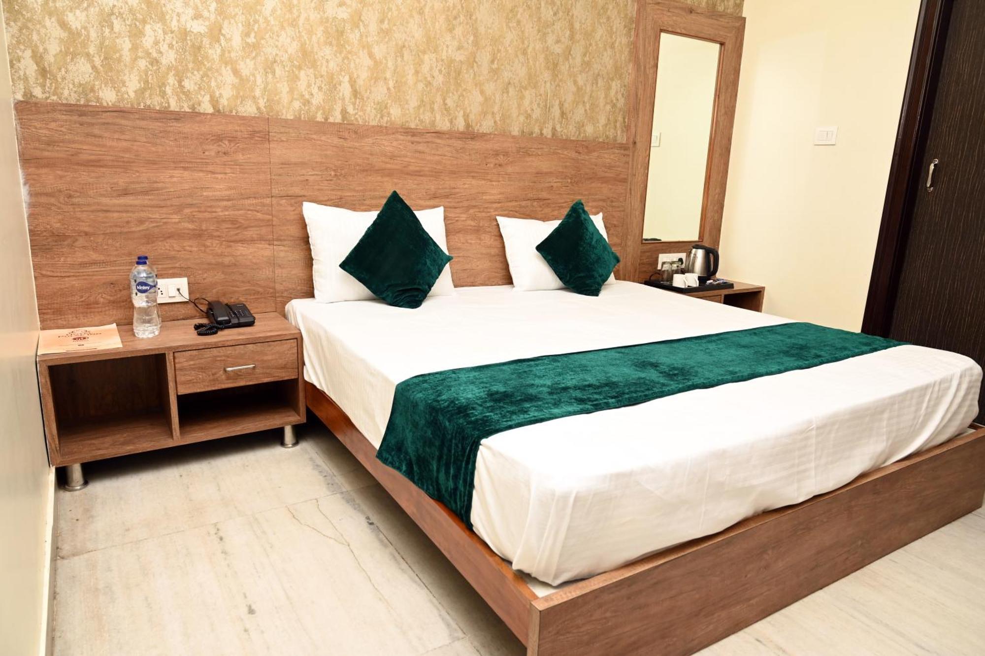 Hotel Pulse Inn Near Railway Station Divisione di Jaipur Esterno foto