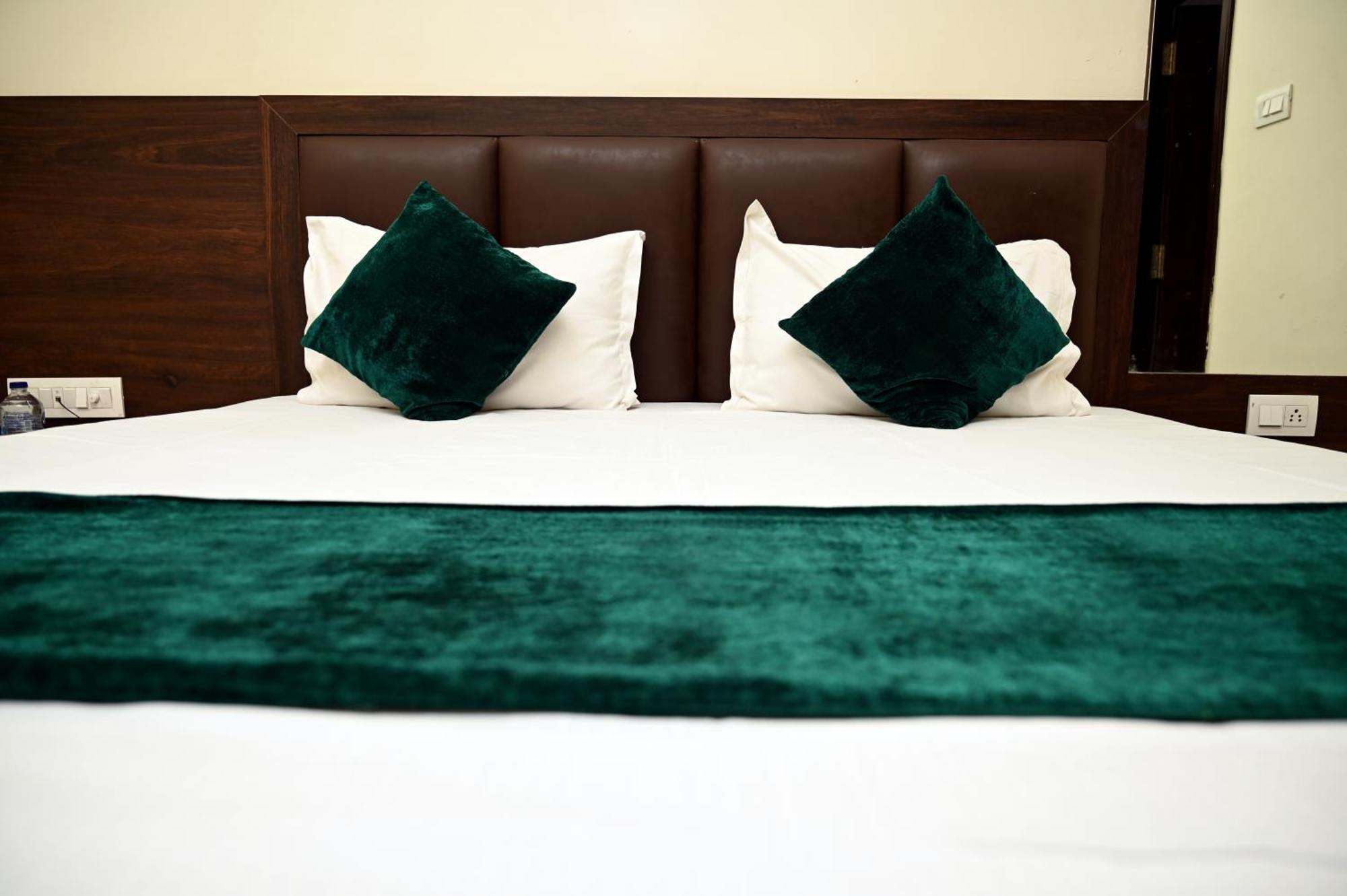 Hotel Pulse Inn Near Railway Station Divisione di Jaipur Esterno foto